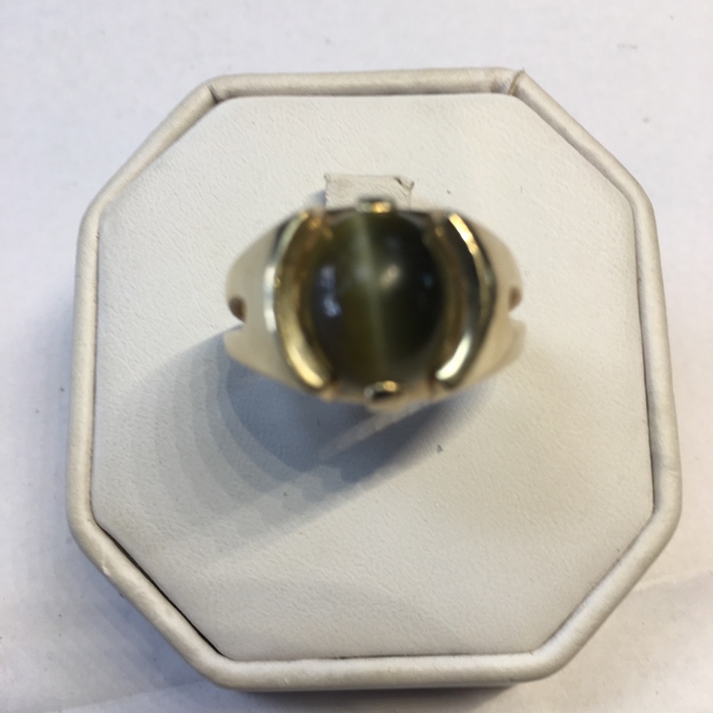 14K yellow gold stamped tiger eye ring